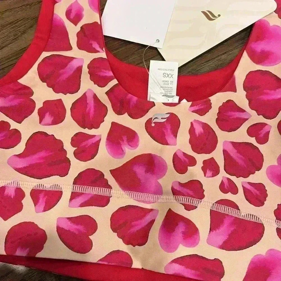 NWT Pink heart Harlow Reversible midi Sports Bra - Picture 6 of 8